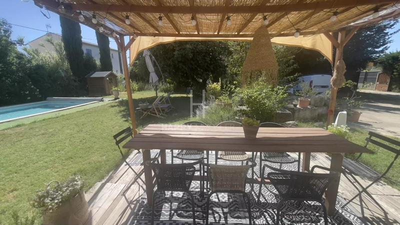 Maison - 100 m² - 4 pièces