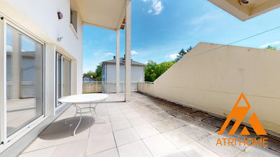 Appartement - 87 m² - 4 pièces