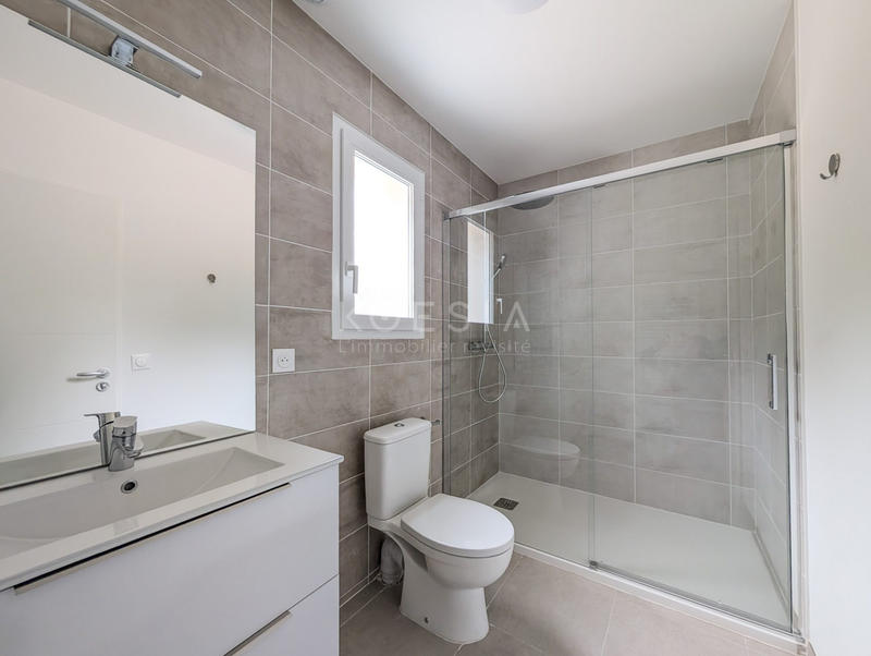 Villa - 111 m² - 4 pièces