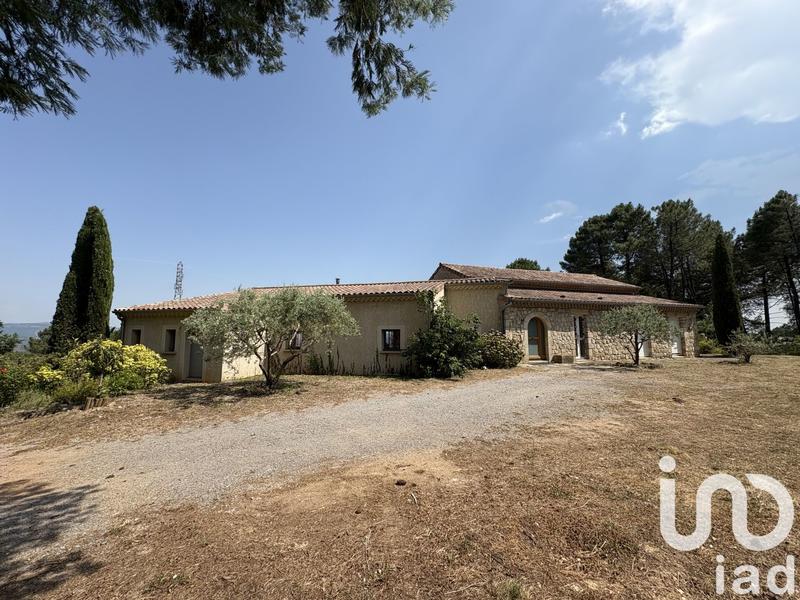 Maison - 241 m² - 7 pièces