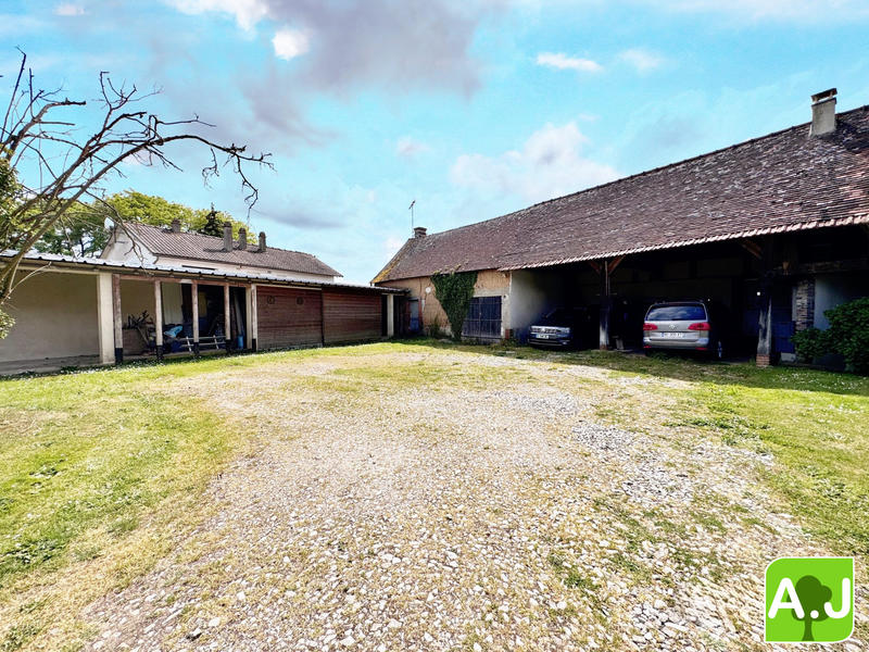 Maison ancienne - 108 m² - 5 pièces