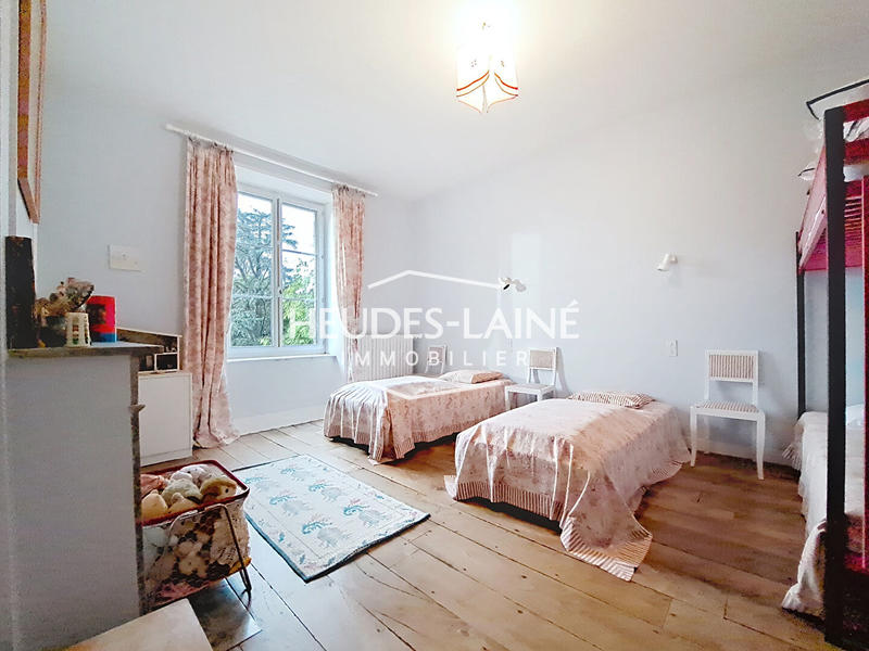 Maison - 190 m² - 8 pièces