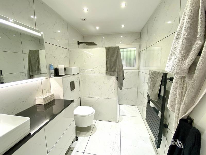 Maison - 211 m² - 8 pièces