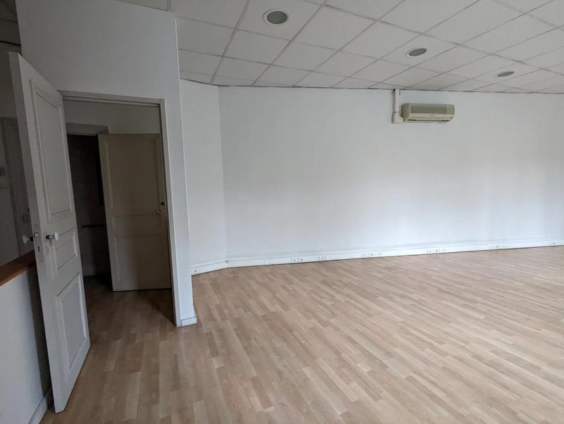 Local d'activités - 45 m² - 2 pièces