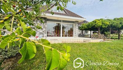 Villa - 210 m² - 7 pièces