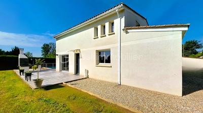 Villa - 205 m² - 7 pièces