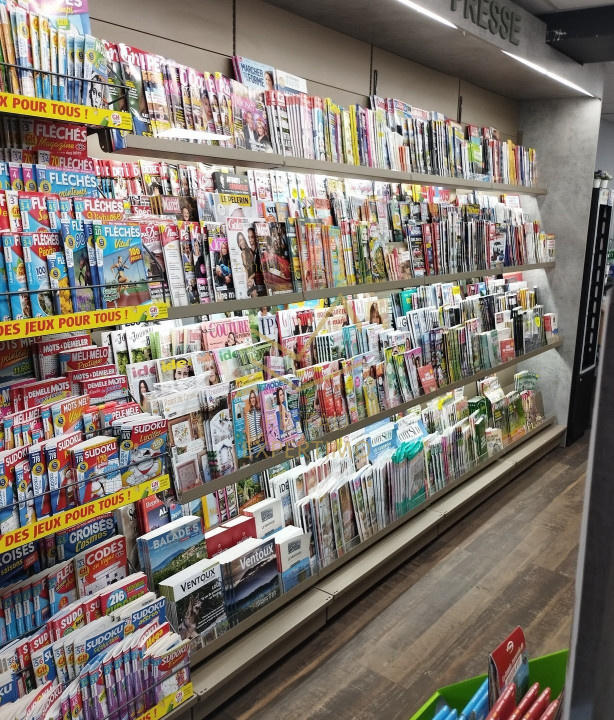 Fonds de commerce - Magasins - 54 m²