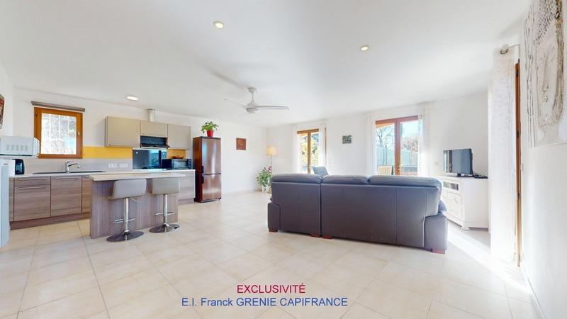 Maison - 93 m² - 4 pièces