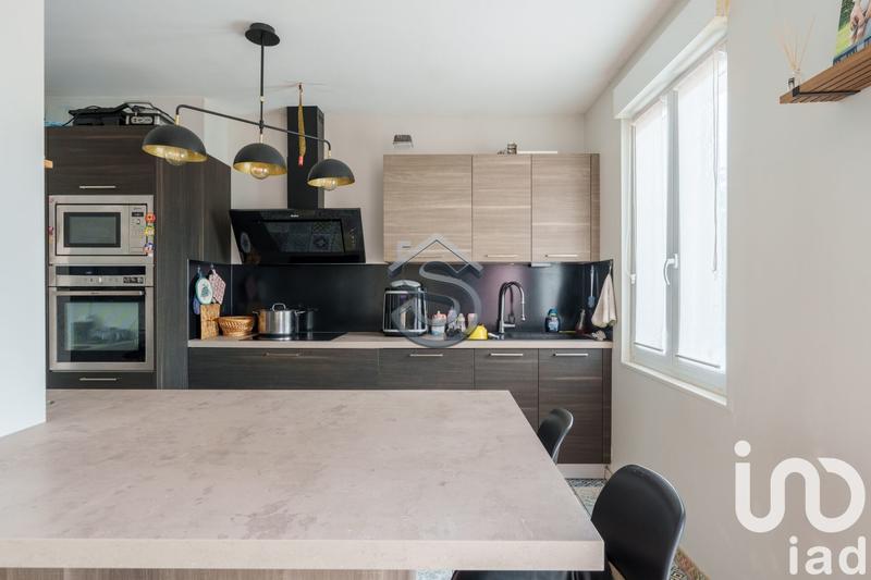 Maison - 167 m² - 7 pièces