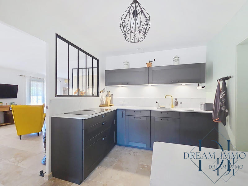 Villa - 144 m² - 7 pièces