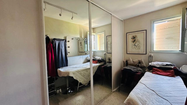 Propriété - 220 m² - 9 pièces