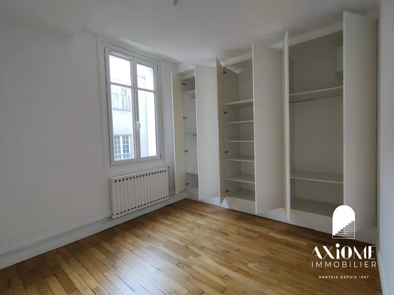 Appartement - 140 m² - 5 pièces