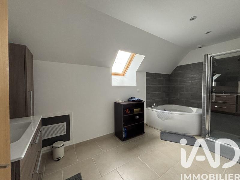 Maison - 142 m² - 6 pièces