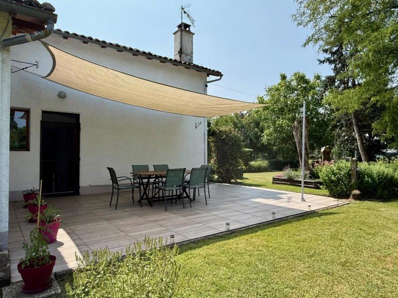 Maison traditionnelle - 164 m² - 6 pièces