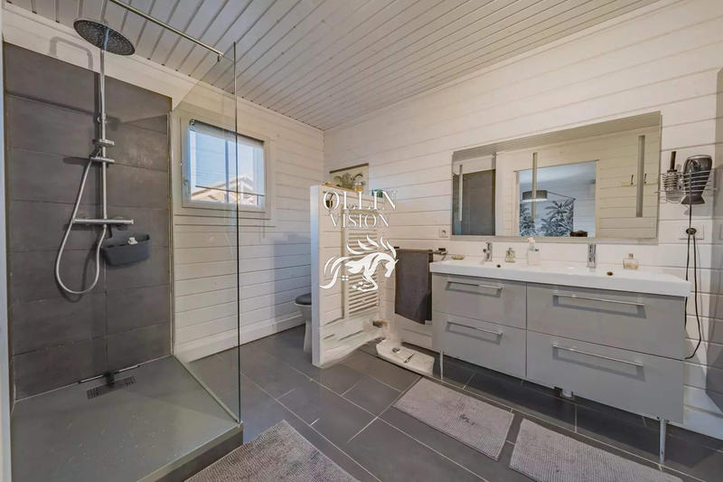 Villa - 161 m² - 5 pièces