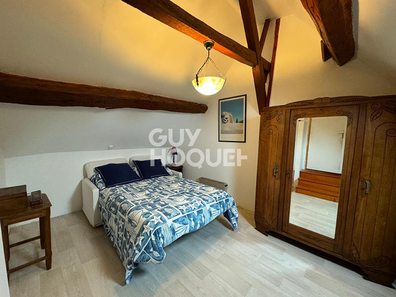 Maison - 208 m² - 8 pièces