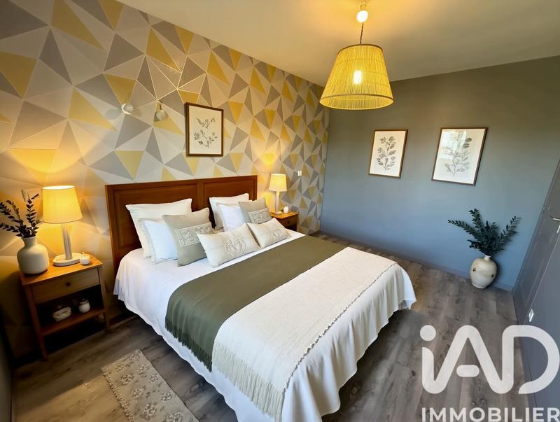 Maison - 148 m² - 7 pièces