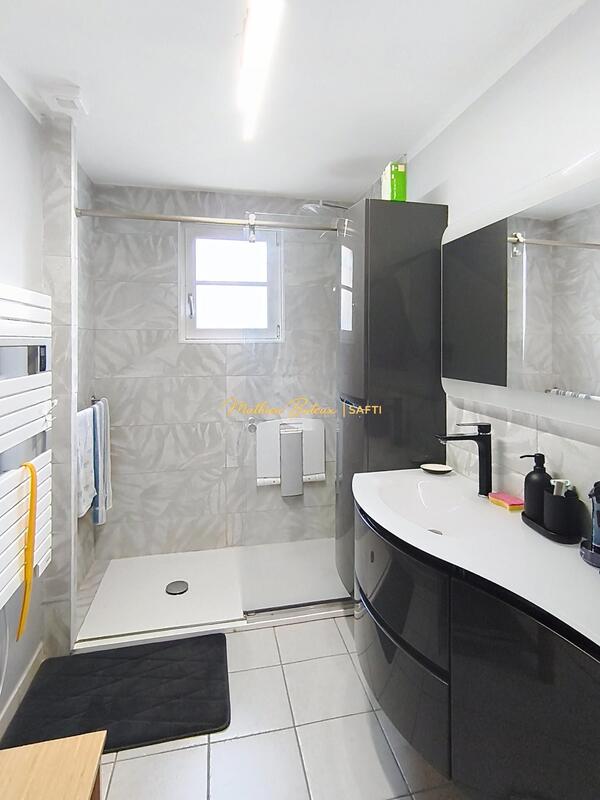 Maison - 86 m² - 3 pièces