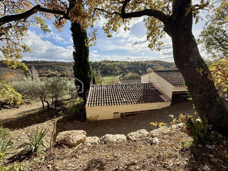 Maison traditionnelle - 73 m² - 3 pièces