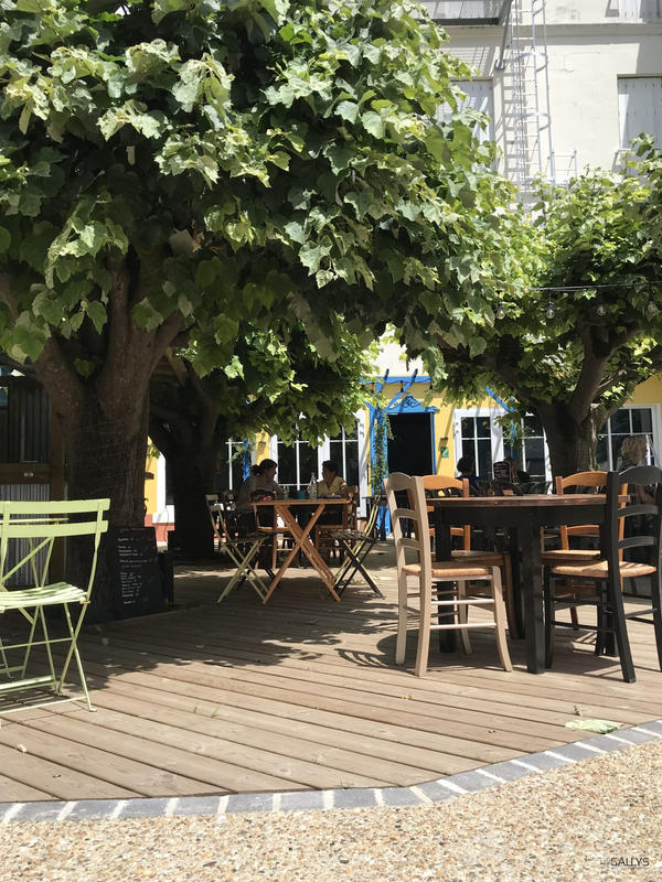 Local commercial - 408 m²