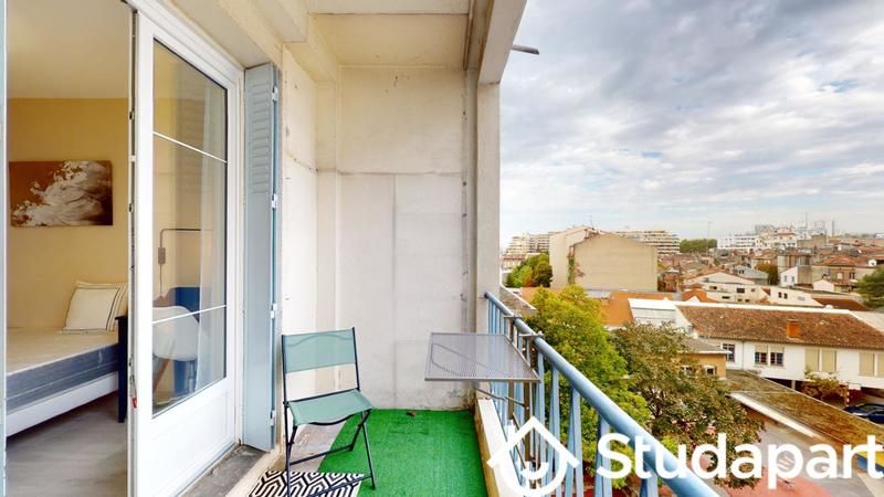 Chambre - 13 m² - 1 pièce