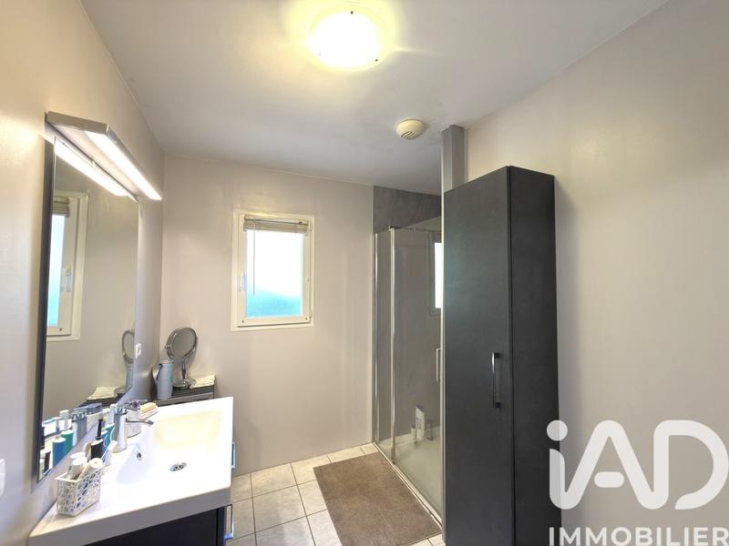 Maison - 104 m² - 4 pièces