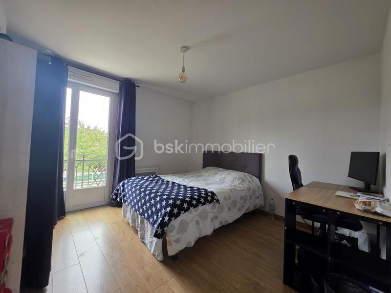 Maison traditionnelle - 165 m² - 7 pièces