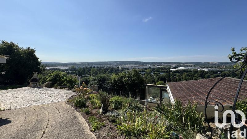 Maison - 98 m² - 5 pièces