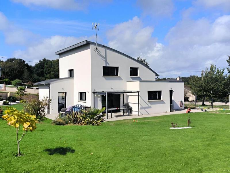 Maison - 144 m² - 5 pièces