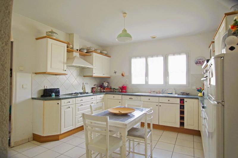 Maison traditionnelle - 165 m² - 6 pièces