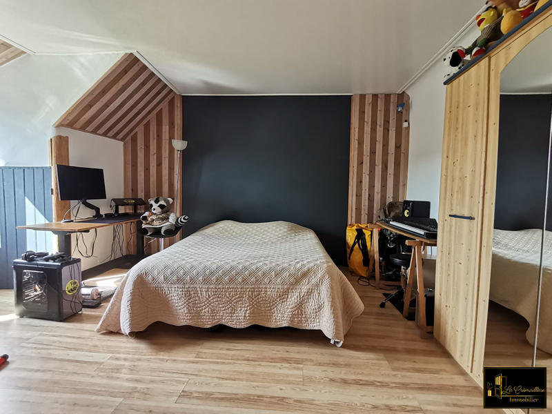 Maison ancienne - 230 m² - 8 pièces