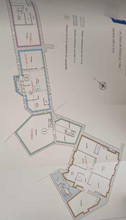 Immeuble - 240 m² - 3 pièces