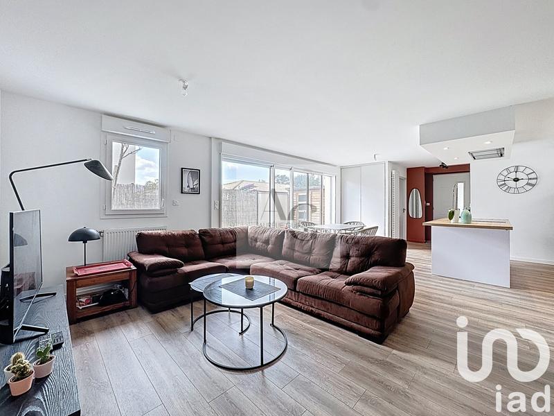 Maison - 94 m² - 4 pièces