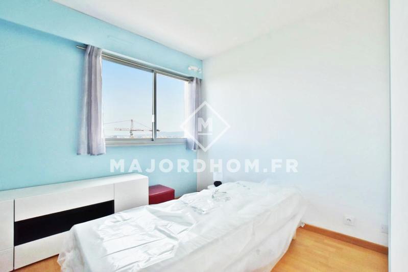 Appartement - 80 m² - 3 pièces