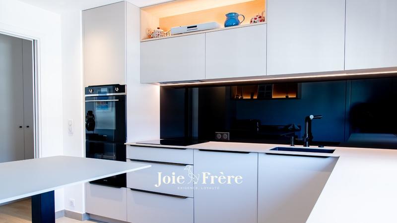 Appartement - 79 m² - 3 pièces