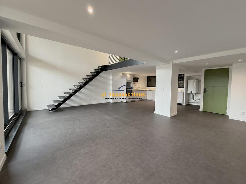 Appartement - 98 m² - 3 pièces