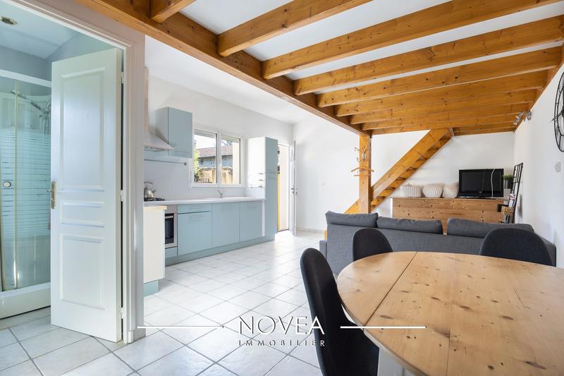 Maison ancienne - 245 m² - 8 pièces