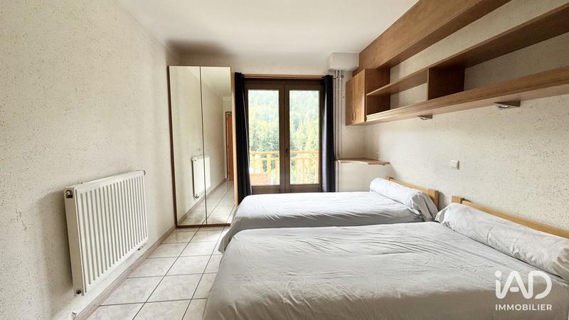 Local commercial - 1 235 m²