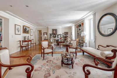 Appartement - 204 m² - 7 pièces