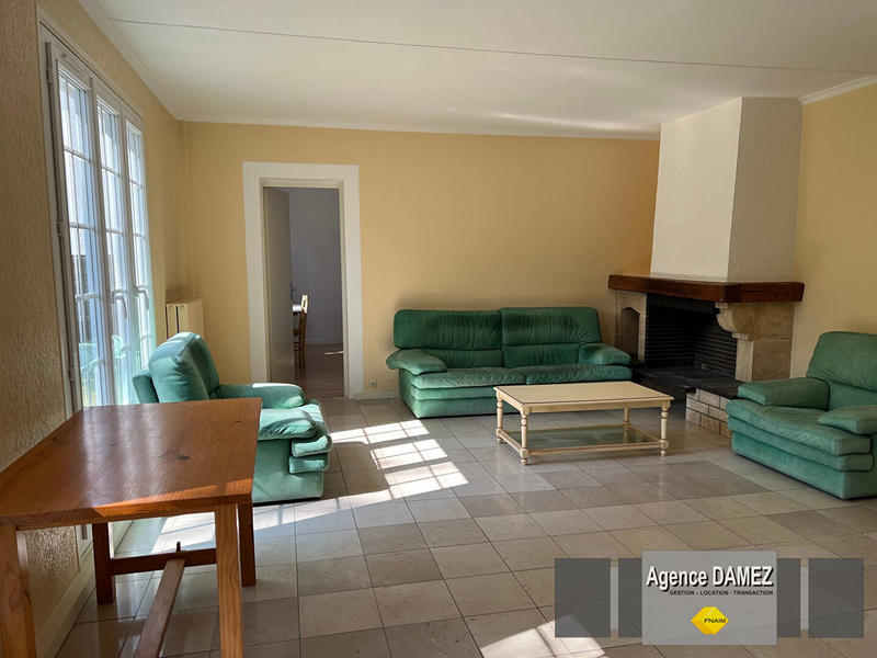 Maison - 228 m² - 9 pièces