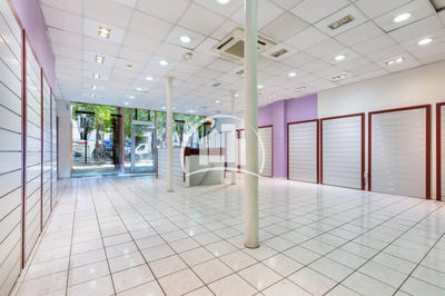 Local commercial - 264 m²