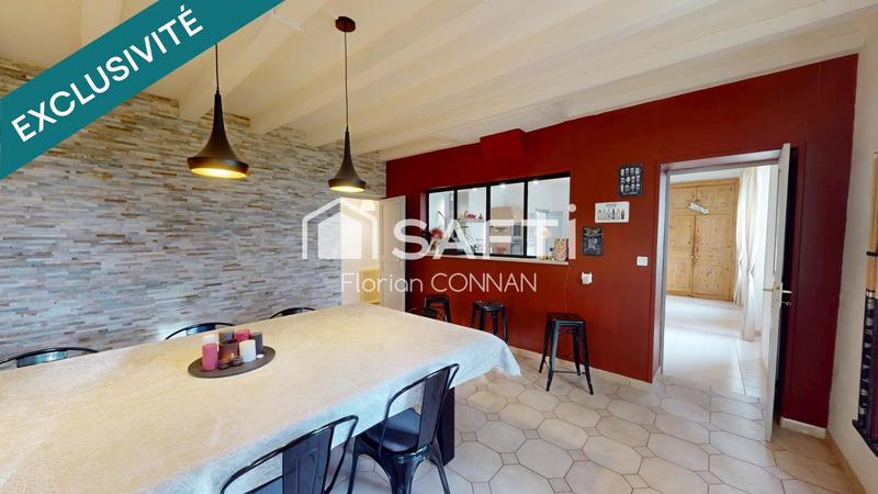 Maison - 225 m² - 9 pièces