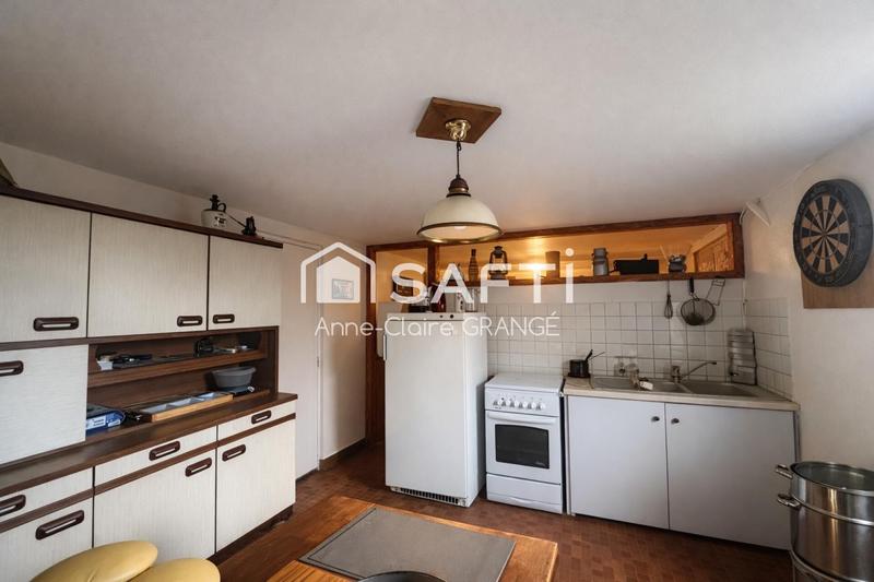 Maison - 153 m² - 7 pièces