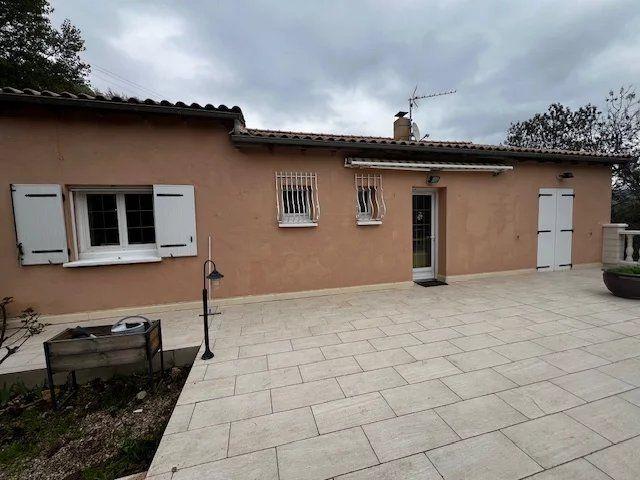 Maison - 145 m² - 5 pièces