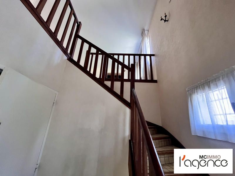 Maison - 175 m² - 8 pièces