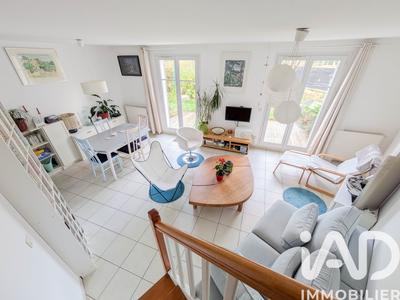 Maison - 77 m² - 4 pièces