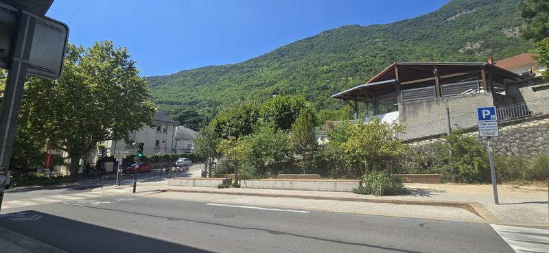 Immeuble - 44 m² - 2 pièces