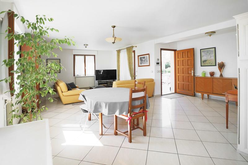Maison - 143 m² - 6 pièces