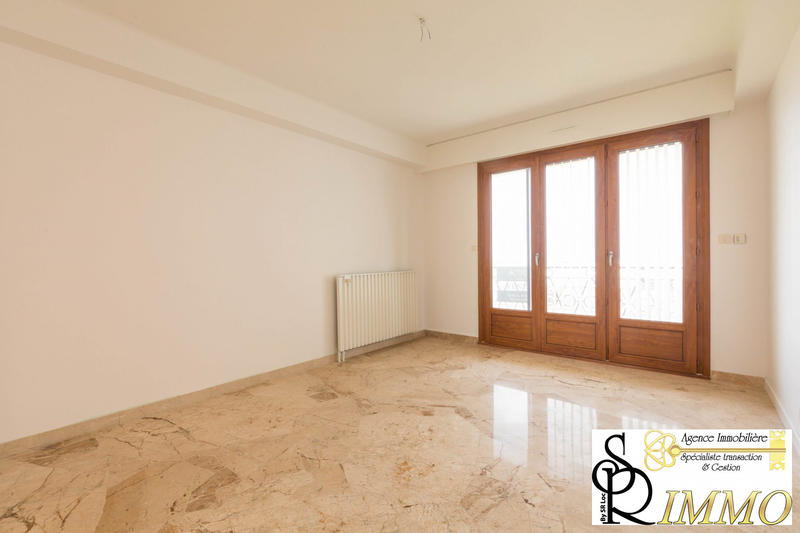 Appartement - 122 m² - 4 pièces