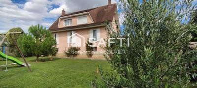 Maison - 140 m² - 5 pièces